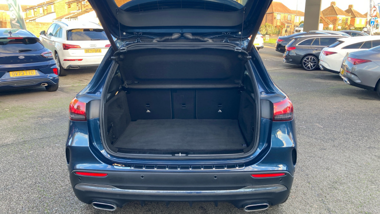 Mercedes-Benz GLA 180 AMG Line Premium 5dr Auto Petrol Hatchback